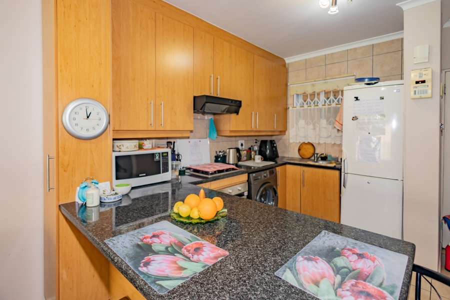 2 Bedroom Property for Sale in Welgelegen Western Cape